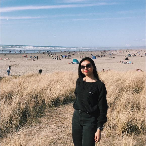 Meet your Posher, Sherilyn - Picture 1 of 2